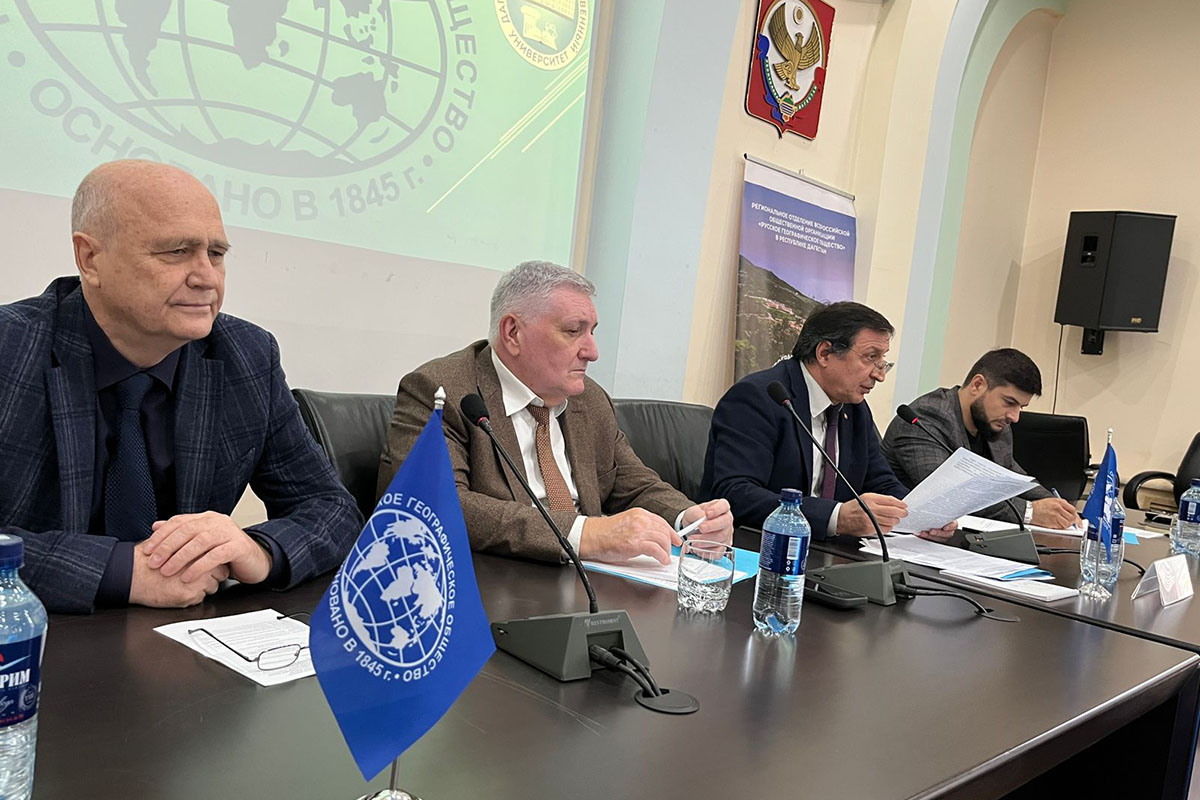 В ДГУ прошла республиканская научно-практическая конференция «Южный путь к Победе»