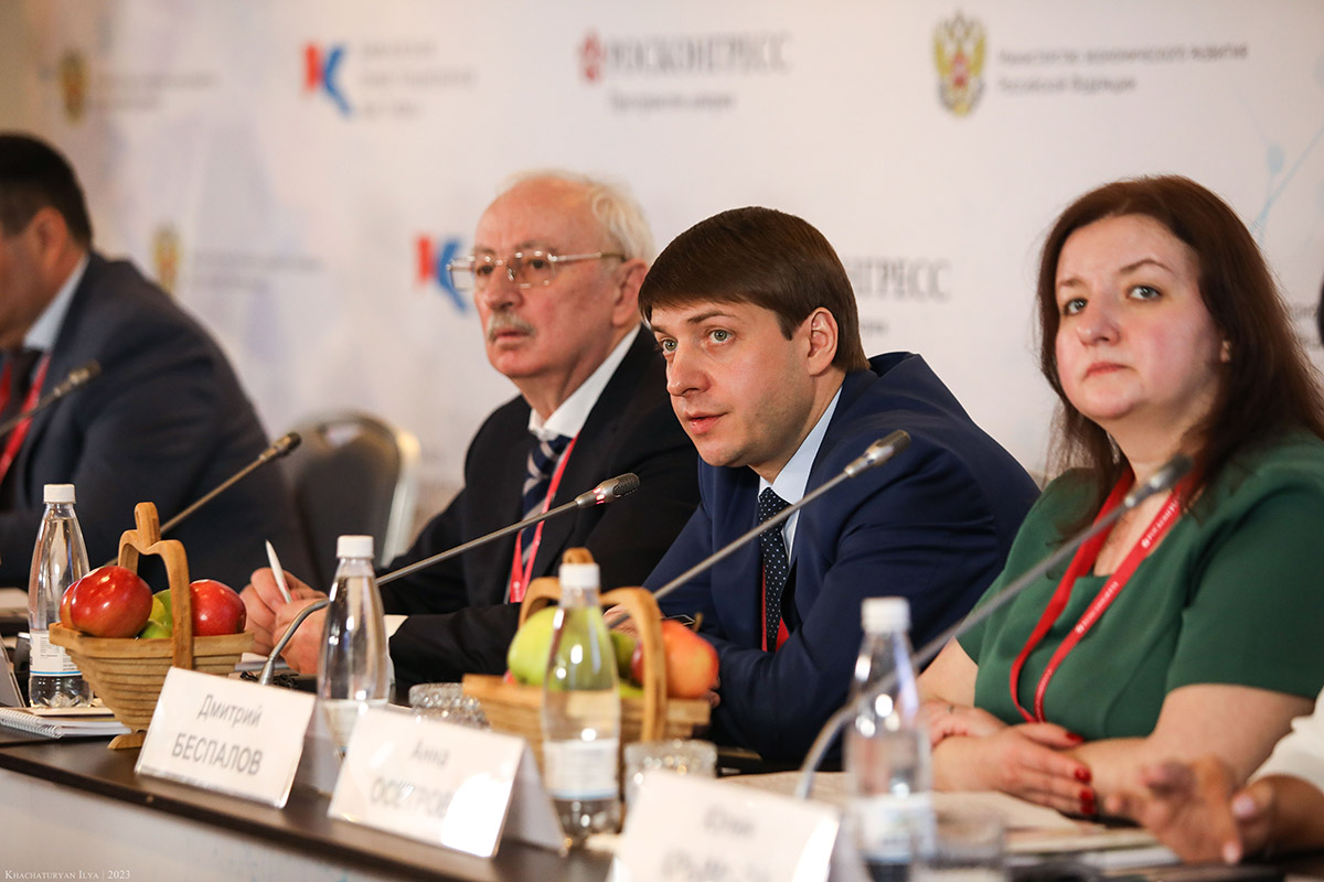 КОНСОРЦИУМ ВУЗОВ СЕВЕРНОГО КАВКАЗА ПРЕДСТАВИЛ ПРОЕКТЫ НА СТЕНДЕ КАВКАЗСКОЙ ИНВЕСТИЦИОННОЙ ВЫСТАВКИ