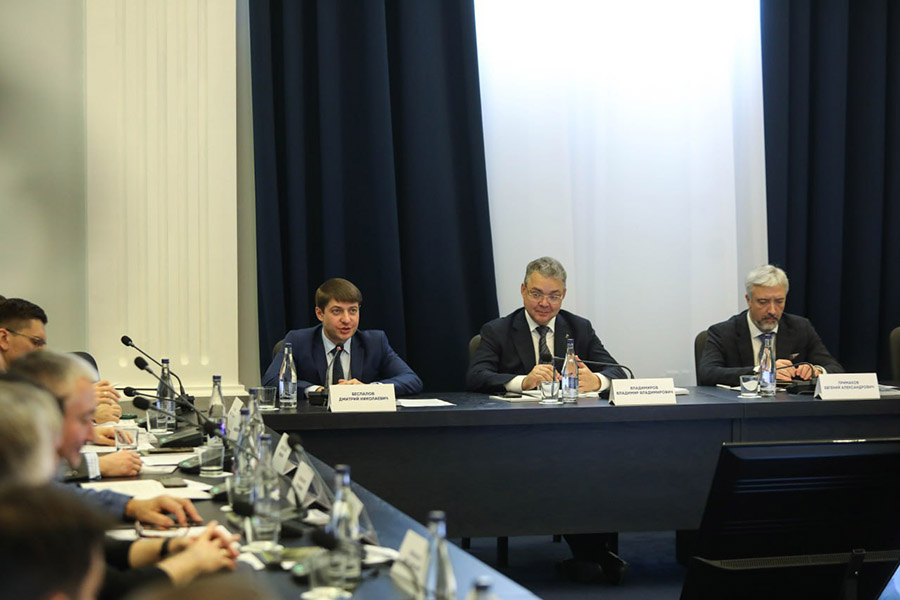 na-mezhdunarodnoj-konferencii-obsudili-rol-severnogo-kavkaza-v-ukreplenii-svyazej-mezhdu-severom-i-yugom-ncfu-ru-01 (1).jpg