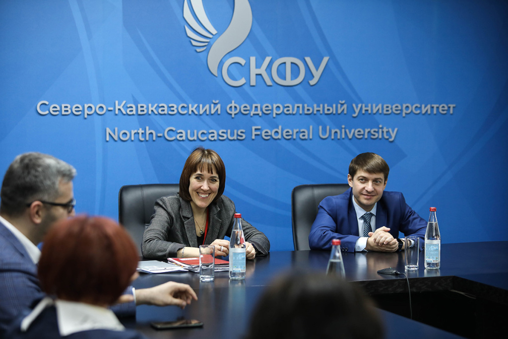 v-skfu-vyrabotali-formulu-prepodavaniya-novogo-kursa-osnovy-rossijskoj-gosudarstvennosti-ncfu-ru-01.jpg v-skfu-vyrabotali-formulu-prepodavaniya-novogo-kursa-osnovy-rossijskoj-gosudarstvennosti-ncfu-ru-01.jpg