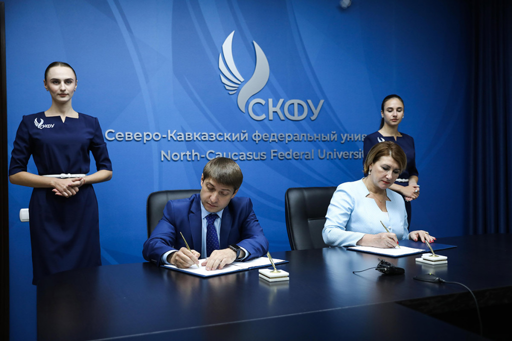 v-skfu-otkryli-volontyorskij-centr-vsemirnogo-festivalya-molodezhi-2024-01 (2).jpg v-skfu-otkryli-volontyorskij-centr-vsemirnogo-festivalya-molodezhi-2024-01 (2).jpg