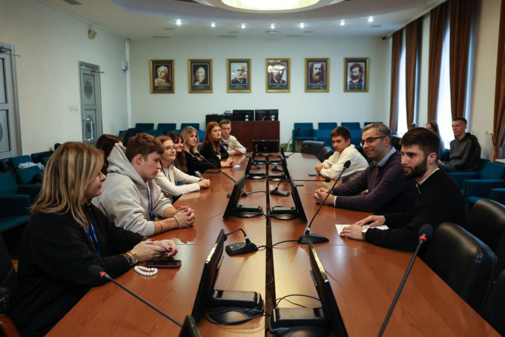 mezhdunarodnyj_obmen_skfu_s_vizitom_posetili_studenty_iz_belarusi_ncfu_ru_01-_1_.jpg