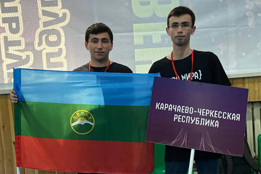 Студенты-программисты Института информационных технологий СКГА разработали обучающую программу с внедрённой нейросетью