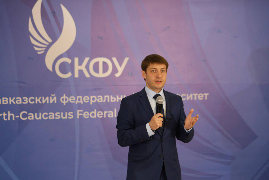 zamestitel-ministra-nauki-i-vysshego-obrazovaniya-rossii-otkryl-v-skfu-regionalnyj-studencheskij-mediacentr-ncfu-ru-01 (5).jpg zamestitel-ministra-nauki-i-vysshego-obrazovaniya-rossii-otkryl-v-skfu-regionalnyj-studencheskij-mediacentr-ncfu-ru-01 (5).jpg