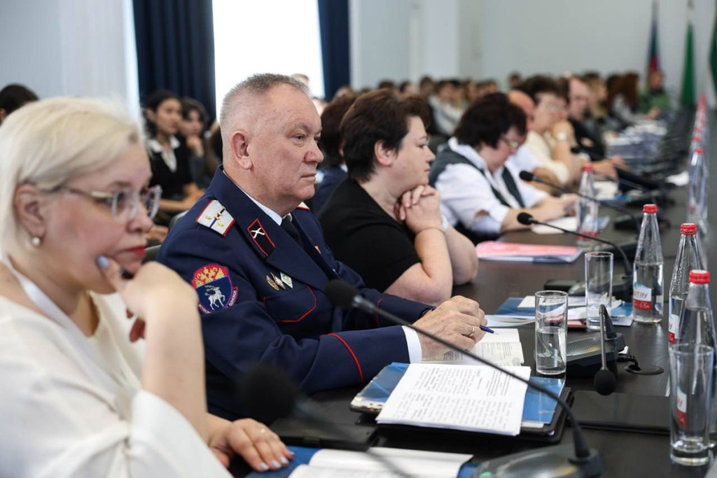 na-severnom-kavkaze-projdyot-olimpiada-po-istorii-kazachestva-ncfu-ru-01 (3).jpg na-severnom-kavkaze-projdyot-olimpiada-po-istorii-kazachestva-ncfu-ru-01 (3).jpg