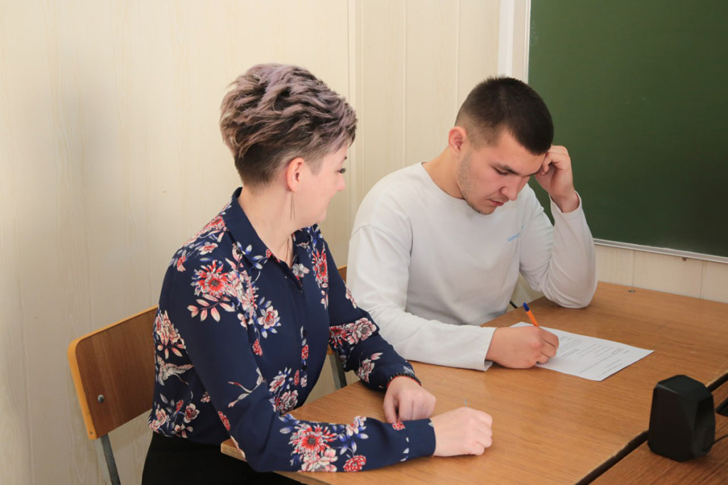 na-severnom-kavkaze-utverzhdeny-ploshchadki-v-universitetah-dlya-testirovaniya-inostrannyh-grazhdane-ncfu-ru-01 (1).jpg na-severnom-kavkaze-utverzhdeny-ploshchadki-v-universitetah-dlya-testirovaniya-inostrannyh-grazhdane-ncfu-ru-01 (1).jpg