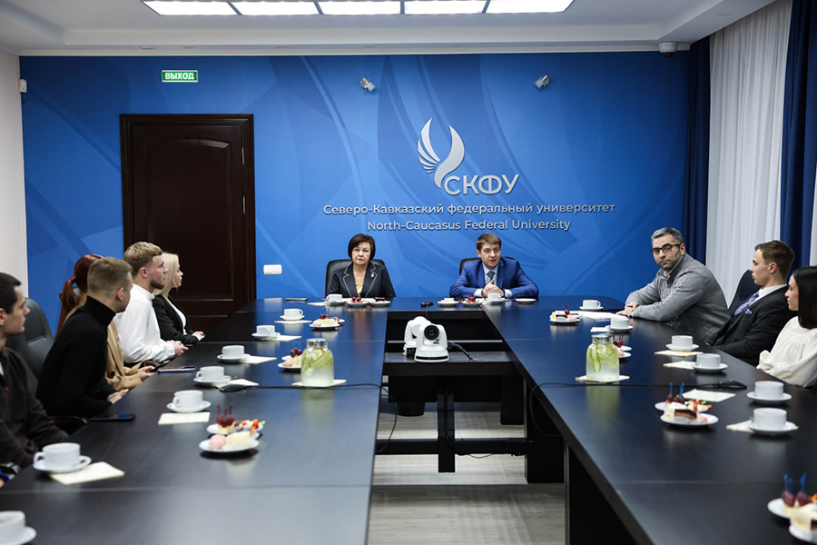 v-tatyanin-den-studenty-skfu-predstavili-innovacionnye-proekty-dlya-razvitiya-stavropolya-ncfu-ru-01 (4).jpg