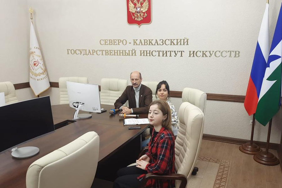 Круглый стол «Поликультурное общение молодежи: региональные практики»